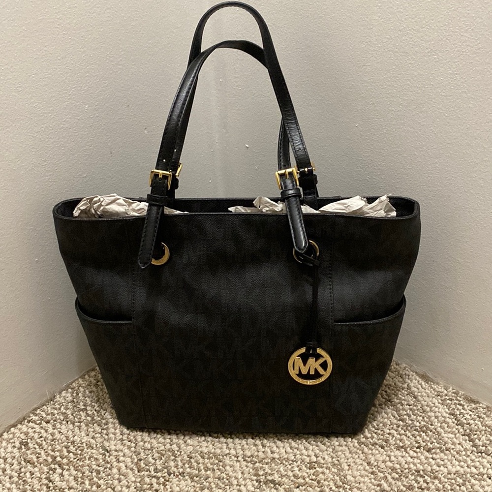 Michael Kors Signature Tote